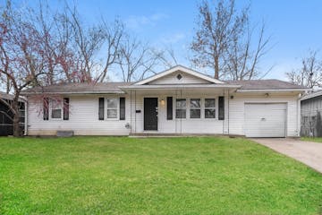 8617 E 114 Ter Kansas City, MO 64134